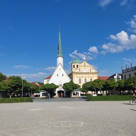 Ferienwohnung Enzian - Naehe Kapellplatz - Oeffentlicher Parkplatz - Aufzug Altötting Екстериор снимка