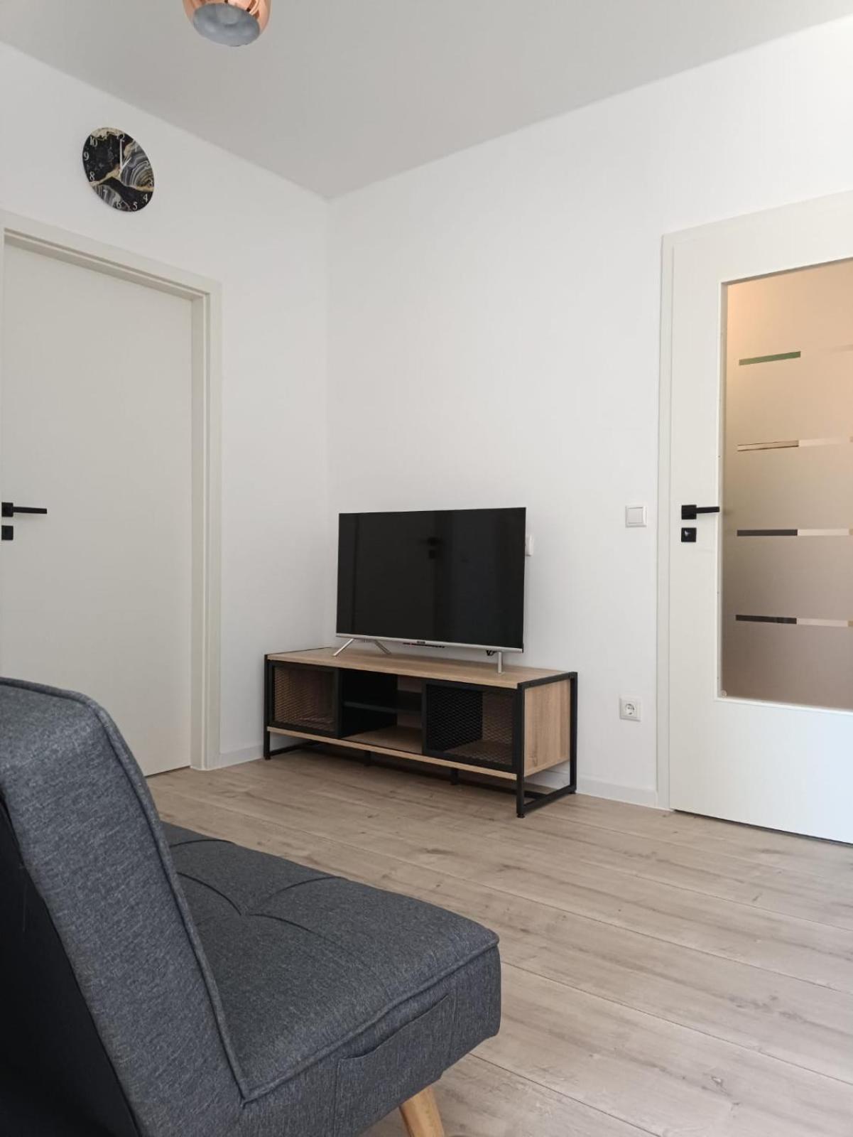 Ferienwohnung Enzian - Naehe Kapellplatz - Oeffentlicher Parkplatz - Aufzug Altötting Екстериор снимка