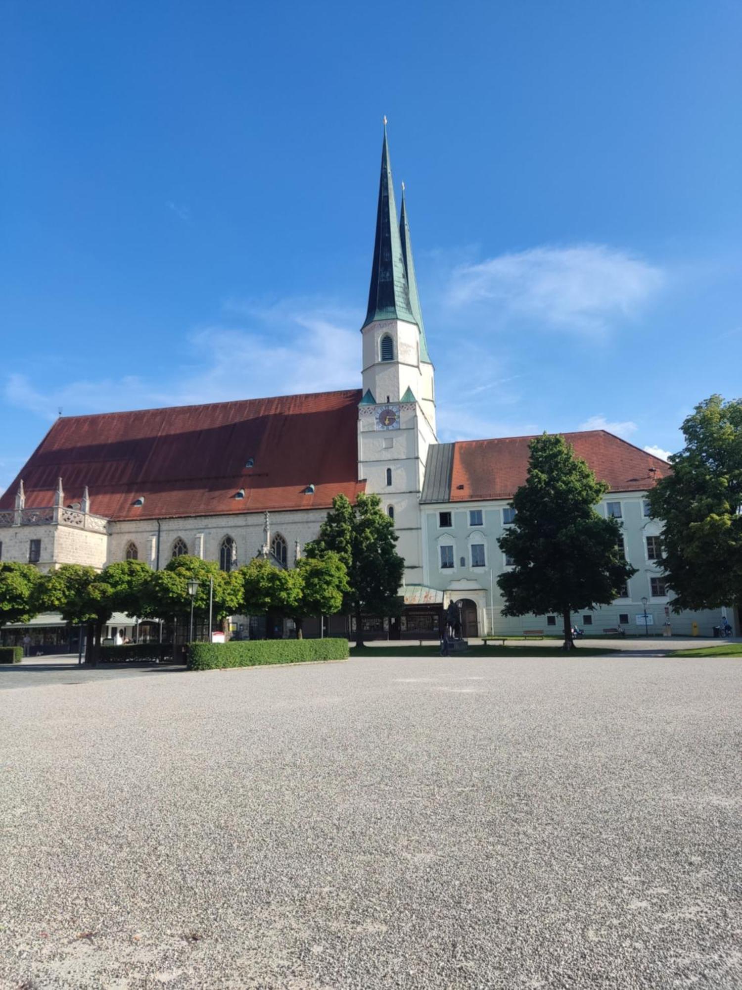 Ferienwohnung Enzian - Naehe Kapellplatz - Oeffentlicher Parkplatz - Aufzug Altötting Екстериор снимка